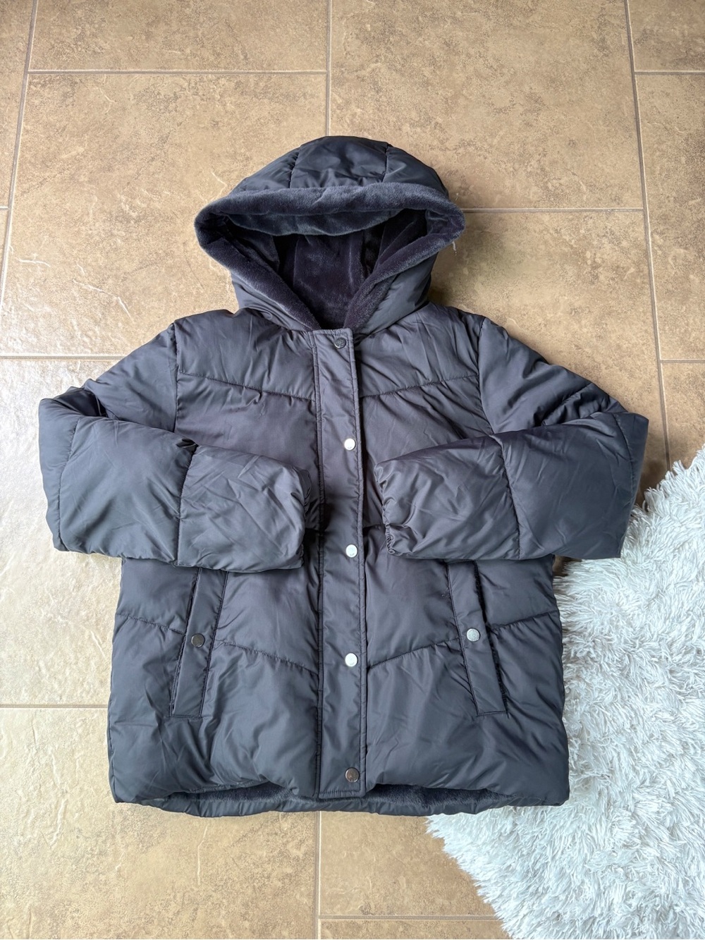 Women's Hooded Black Puffer Coat • Size M